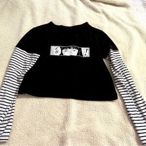 Woman’s Large long sleeved Anime crop top